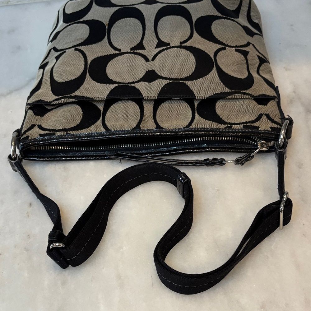 Coach Crossbody Bag Purse Handbag Signature Stripe Swing Pack Messenger Bag - Picture 16 of 16